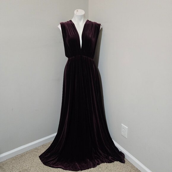 (Fits 6-12 best) Von Ronen(?) Velour Transformer Convertible Gown Raw Hem Purple - Picture 3 of 14